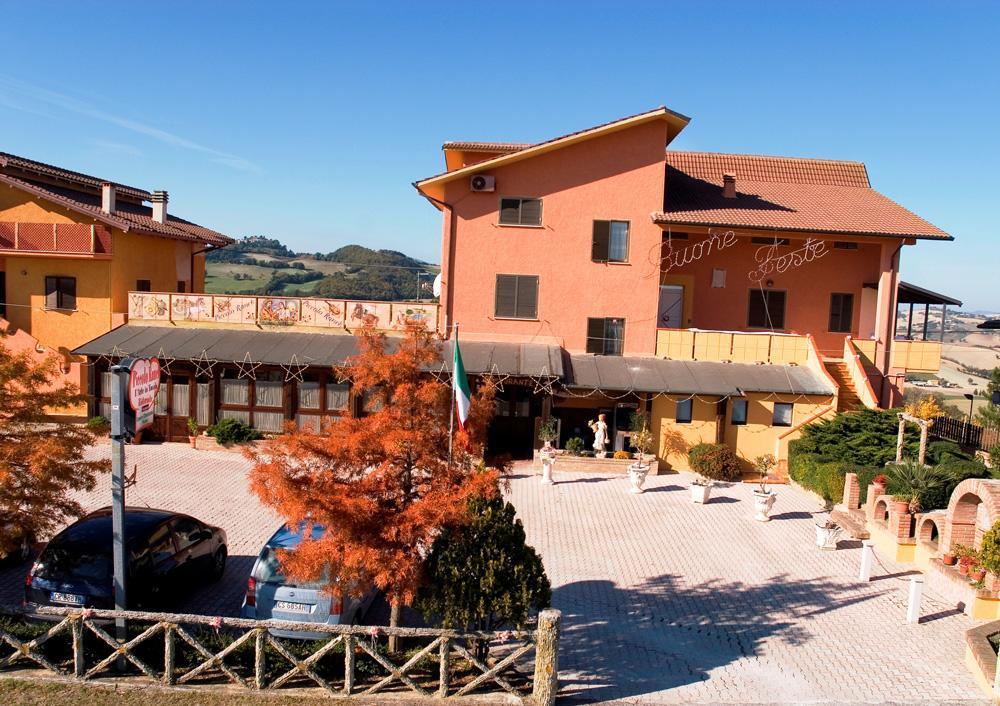 Azienda Agrituristica Piccolo Ranch San Pietro  外观 照片
